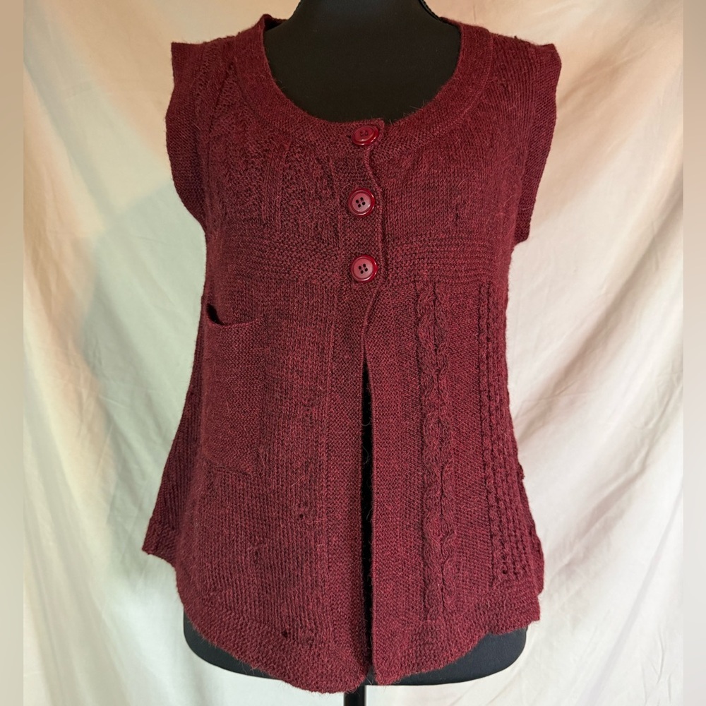 Alpaca Wa Wa Maroon Partial Button Cardigan ❤️🧶